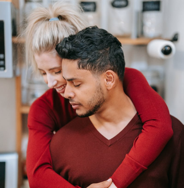 Balancing Work and Love: Tips for Couples with Hectic Schedules