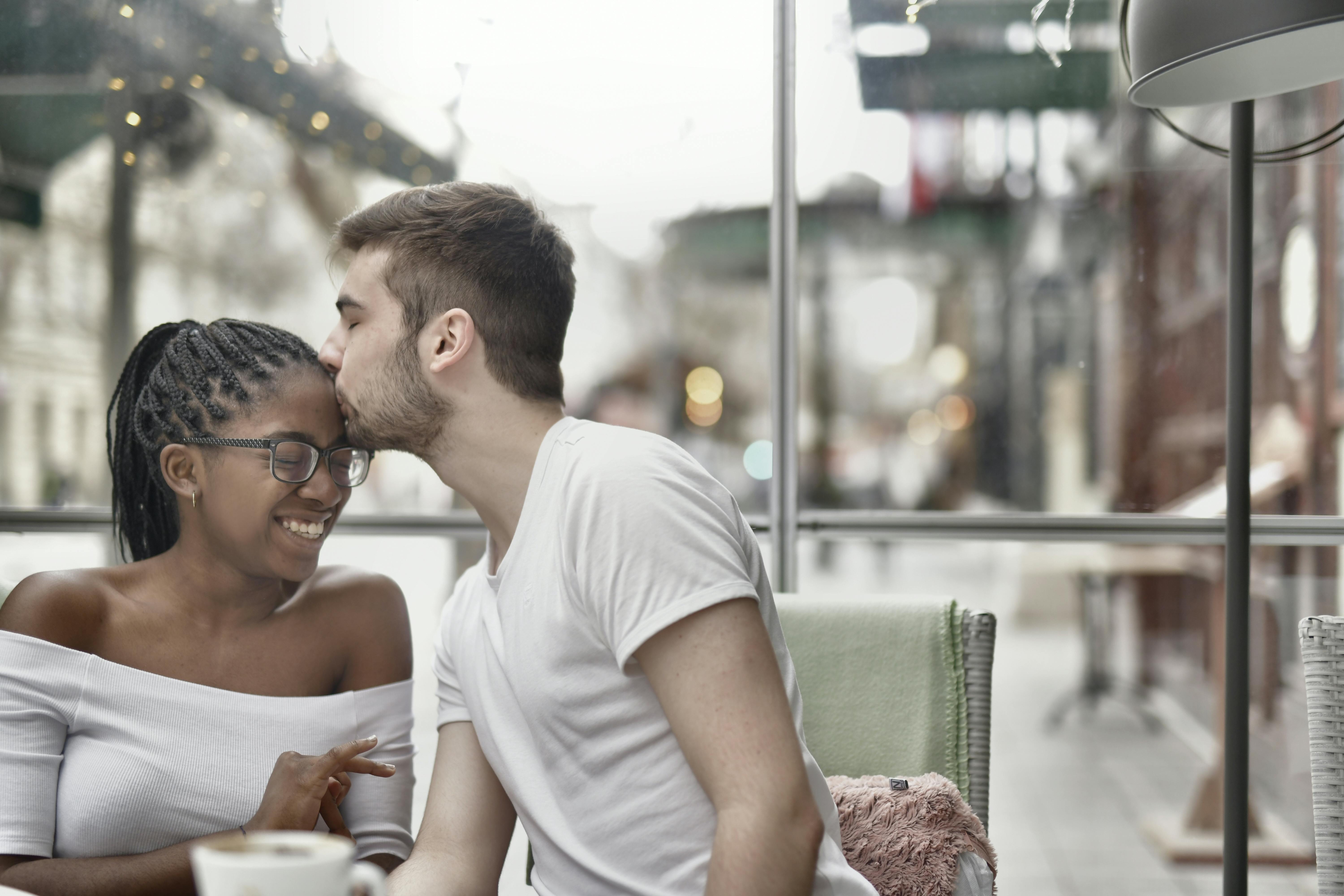 Black Woman Looking for Love Near Me: A Real Guide to Local Dating