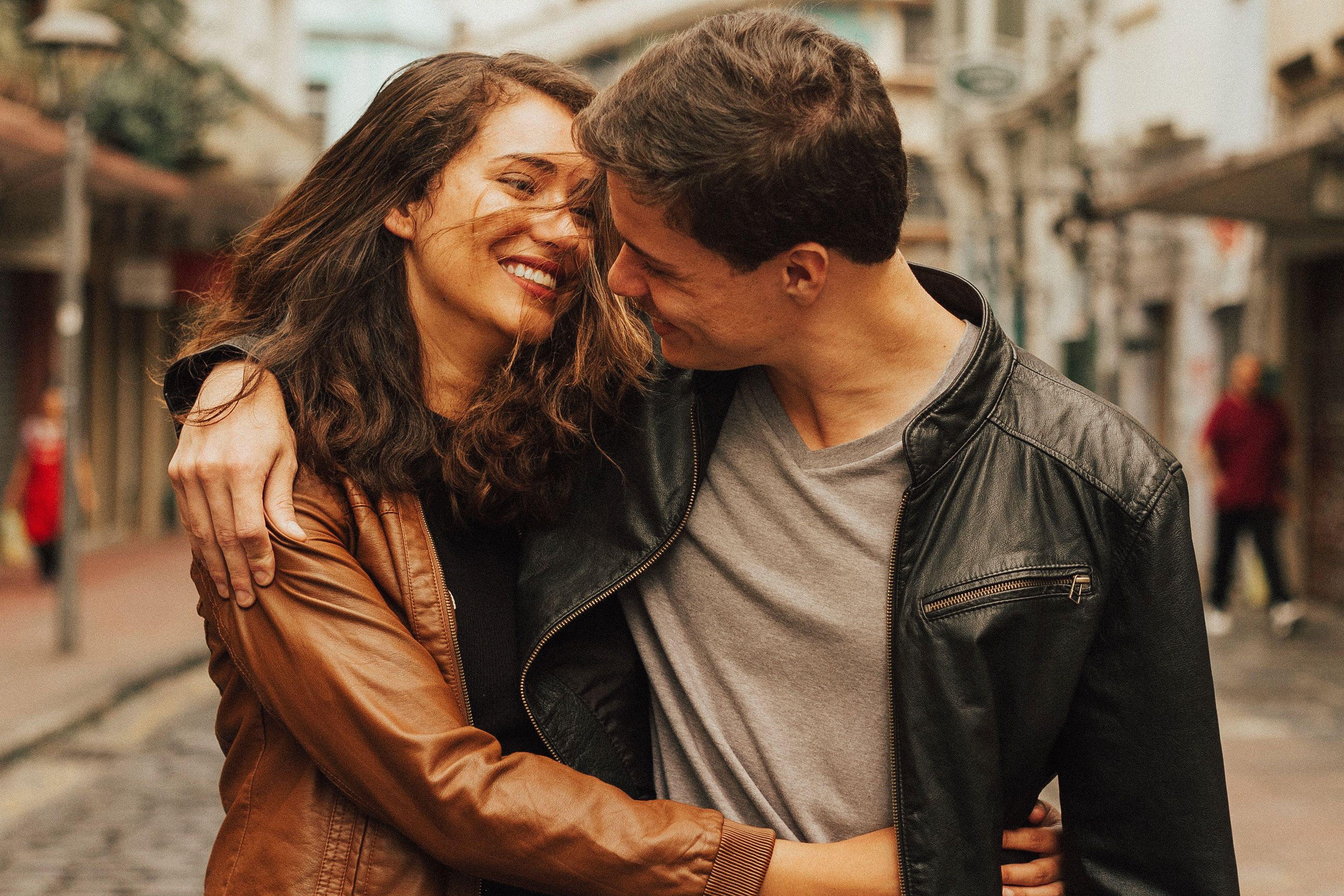 Dating an Only Child: 7 Things to Know Before You Fall Too Hard